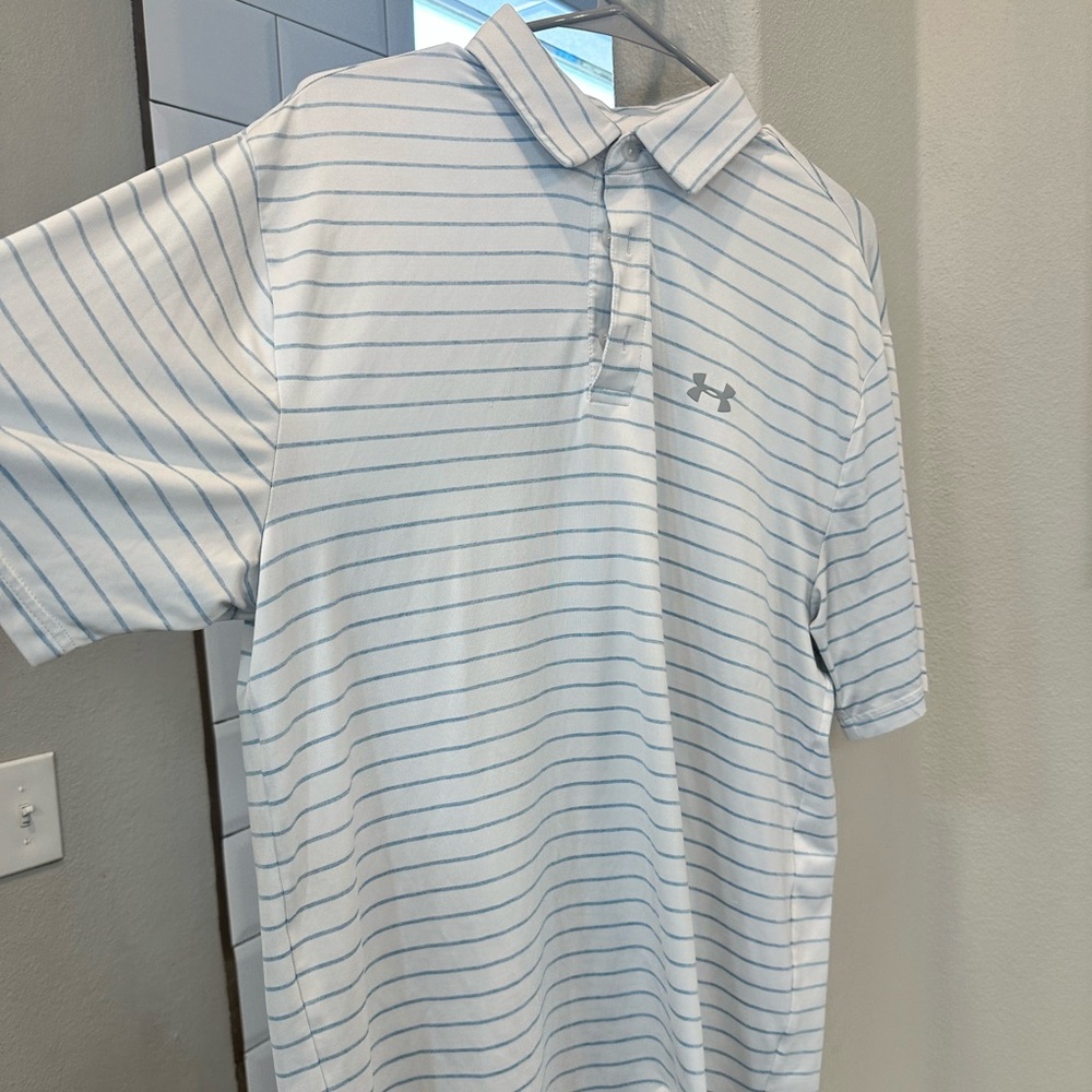 2 Under Armor shirts, Men’s L, both in perfect condition